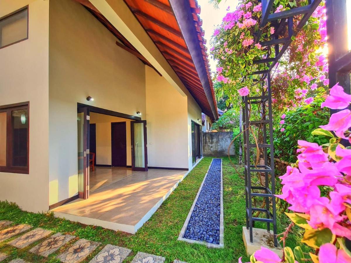 Sayang Taman 3*